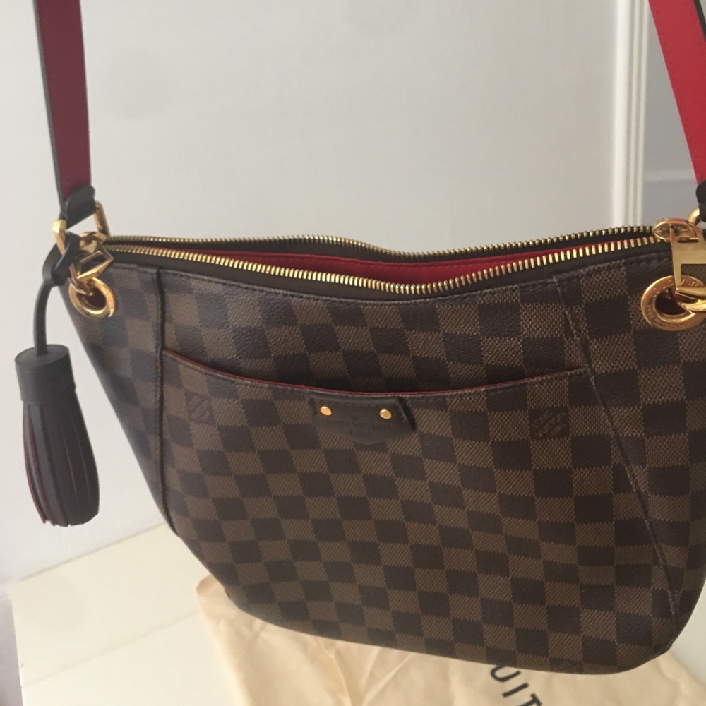 Louis Vuitton South Bank Damier Ebene